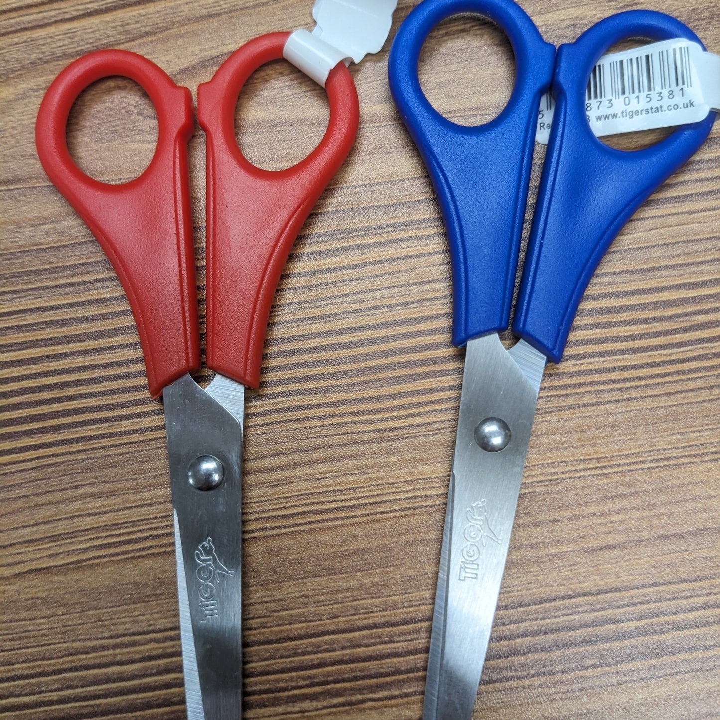 Scissors, school safety